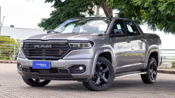 RAM RAMPAGE 2.0 HURRICANE 4 TURBO GASOLINA R/T 4X4 AUTOMÁTICO